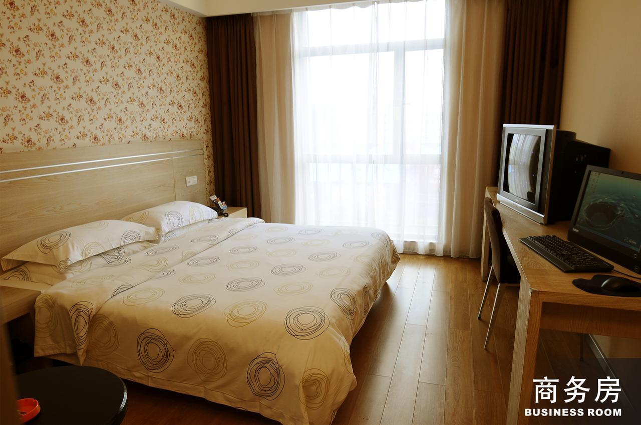 Gude Hotel - Hongdu Avenue Branch Nanchang  Kamer foto